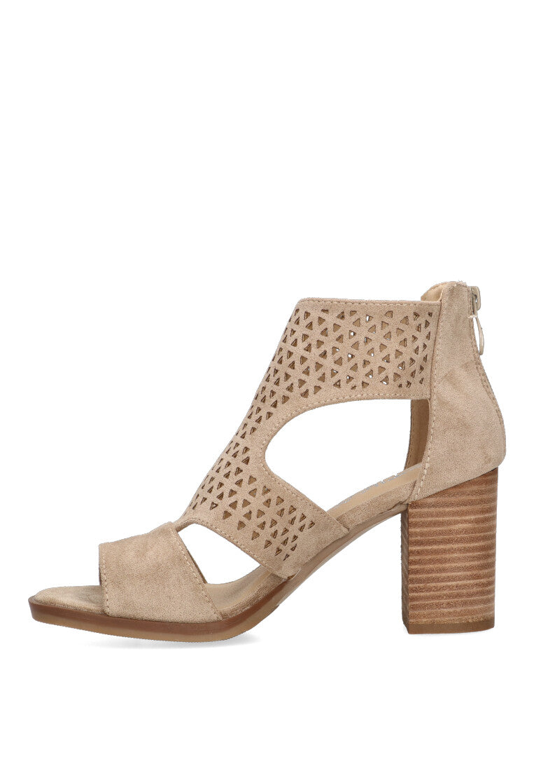 SANDALIA BOTIN TALON CERRADO CALADO TACON ANCHO AGUADULCE 01 EN TAUPE PARA MUJER