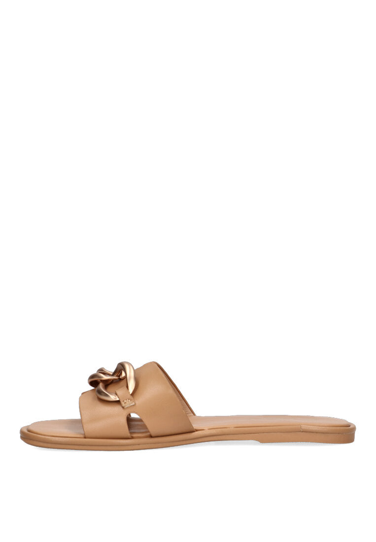 SANDALIA DETALLE CADENA ETIKA ARENISCO 10025 MUJER CAMEL