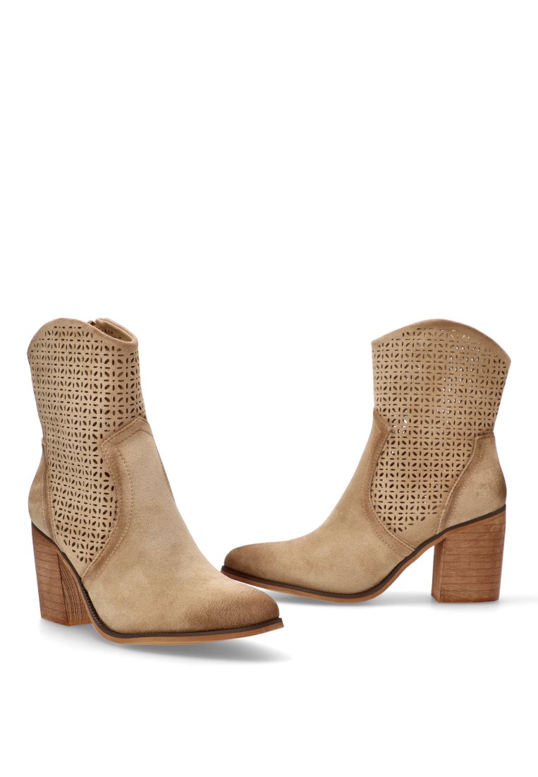 BOTIN CALADO ELAFONISI 01 31121 ETIKA MUJER TAUPE