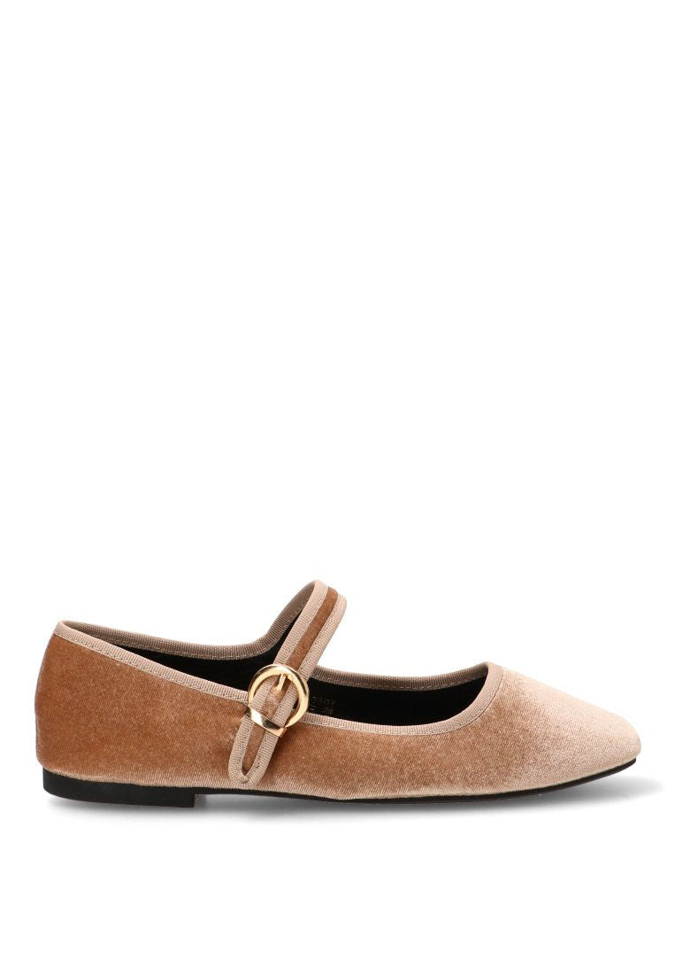 BAILARINA ANTELINA ESTOCOLMO 01 63307 ETIKA MUJER ARENA