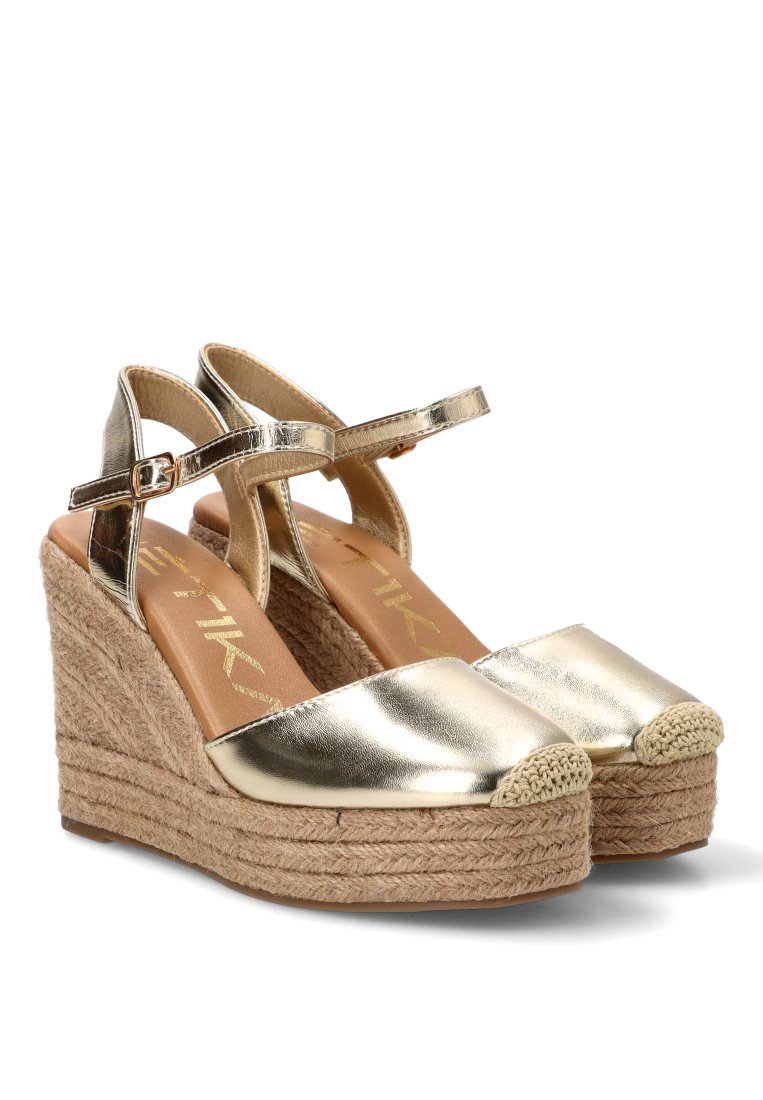 CUyA MINORKA 20055 ETIKA MUJER ORO