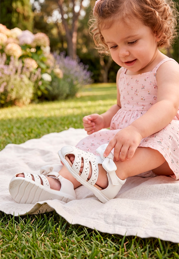 SANDALIAS LAZO AZURE 01 13743 ETIKA NIyA BLANCO