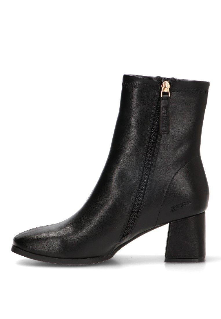 BOTIN 32012 ETIKA MUJER NEGRO