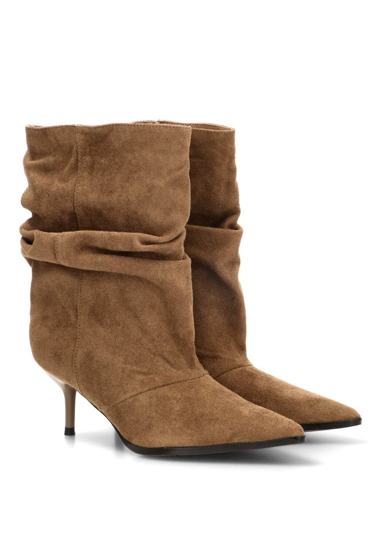 BOTIN ARRUGADO ESTELLE 32033 ETIKA MUJER TAUPE
