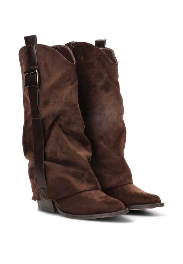 BOTA ARRUGADA HEBILLA DUNA 110574 ETIKA MUJER CAFe