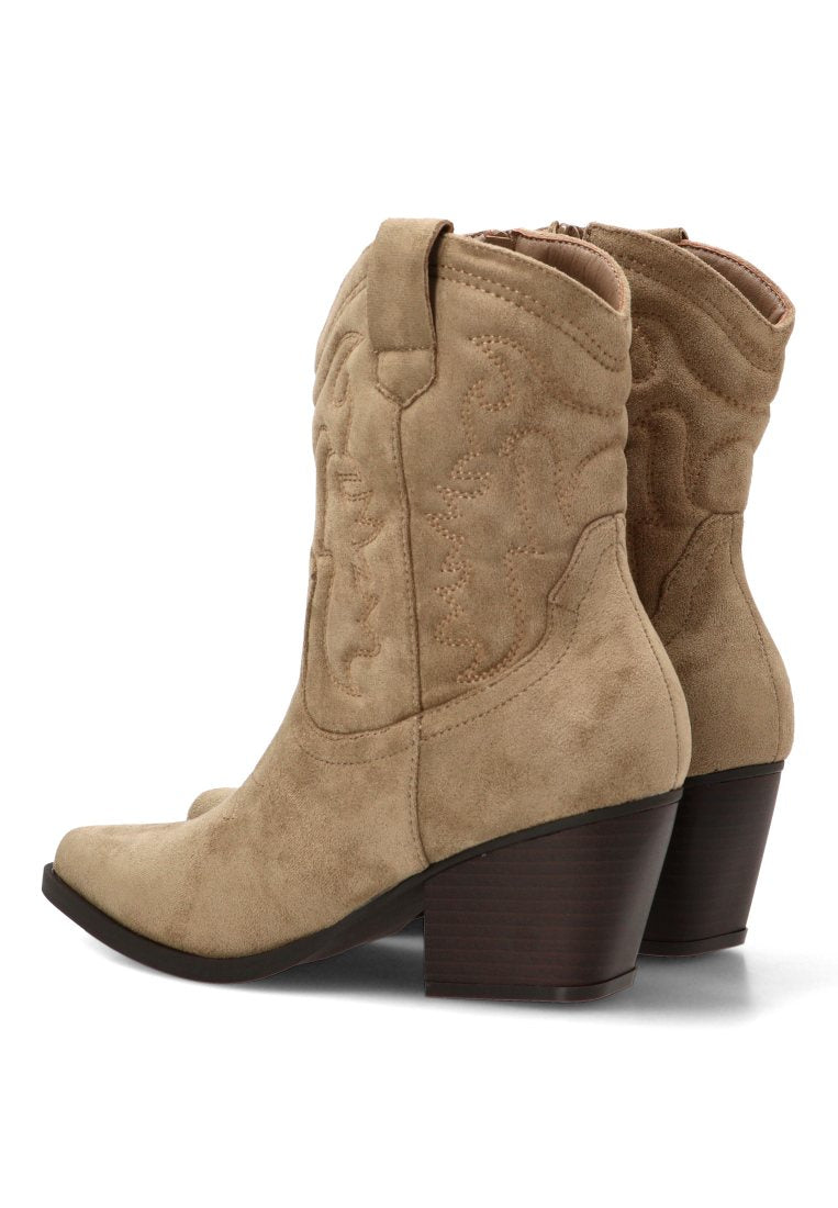 BOTIN CAMPERO MARTINA 01 110563 ETIKA MUJER TAUPE