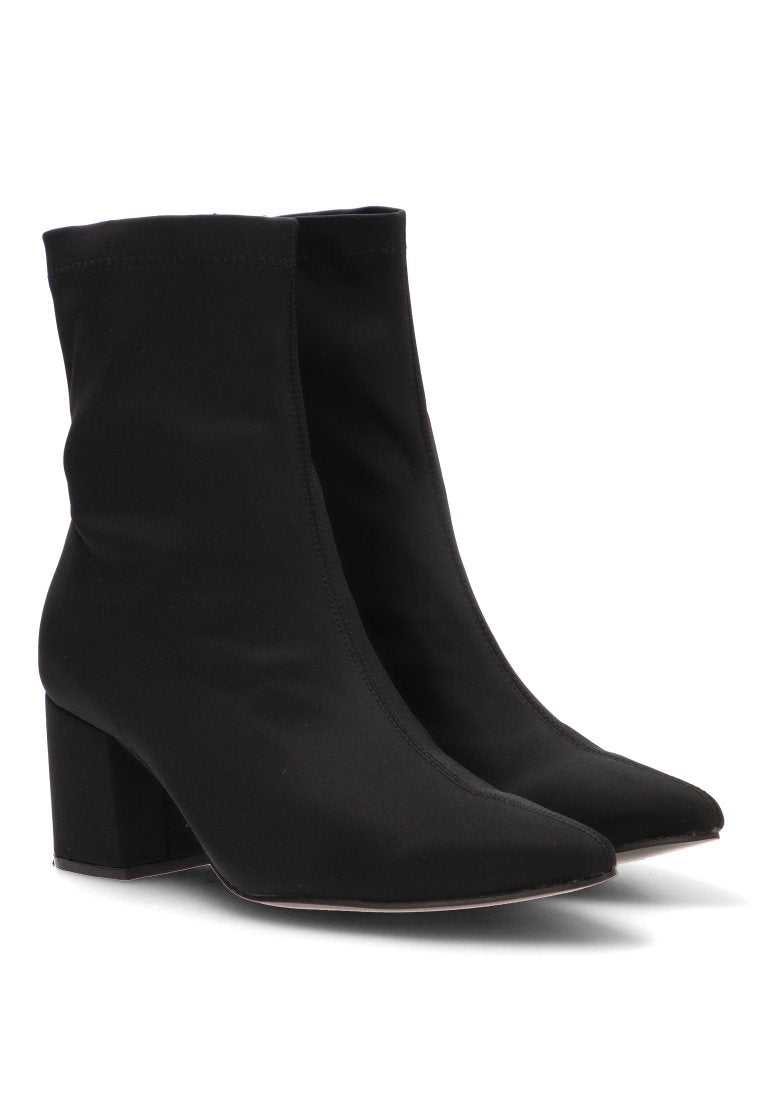 BOTIN PUNTA ELASTICO JULIETTE 32017 ETIKA MUJER NEGRO