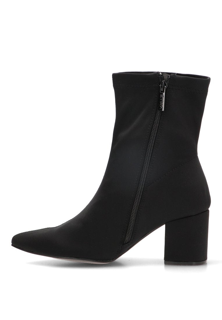 BOTIN PUNTA ELASTICO JULIETTE 32017 ETIKA MUJER NEGRO