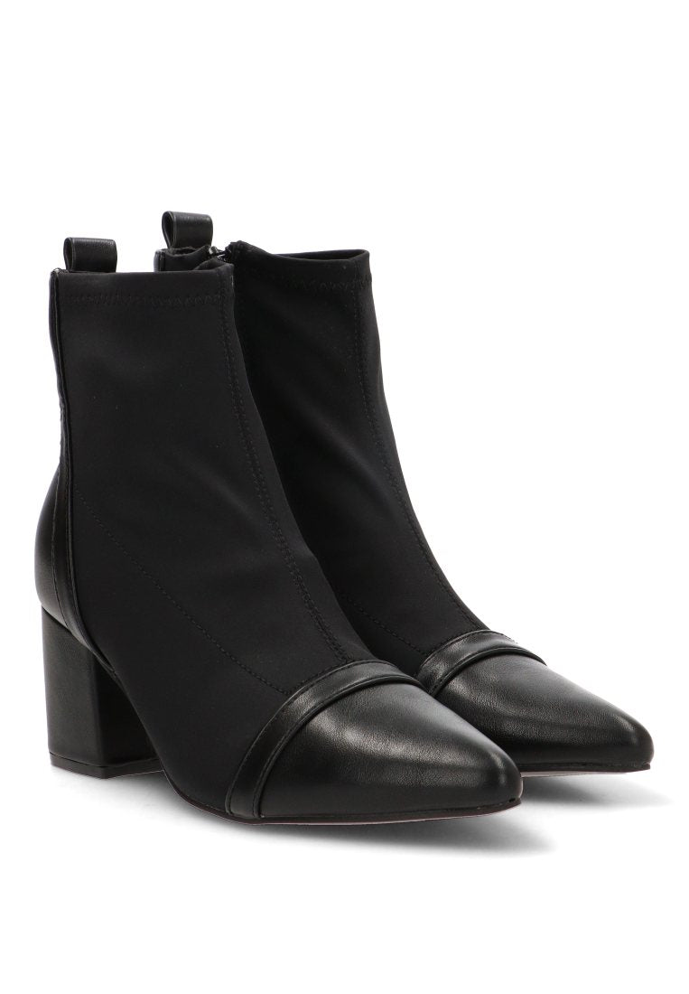 BOTIN ELASTICO TIRAS HANNA 01 32023 ETIKA MUJER NEGRO