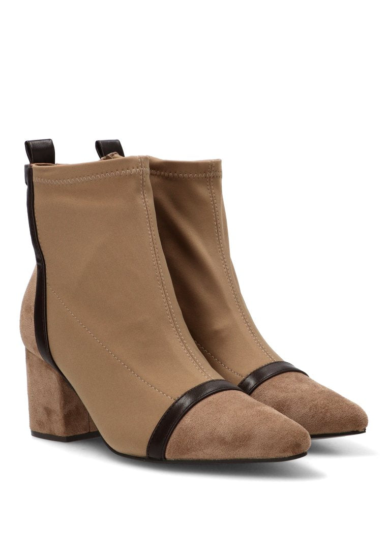 BOTIN ELASTICO TIRAS HANNA 01 32023 ETIKA MUJER TAUPE