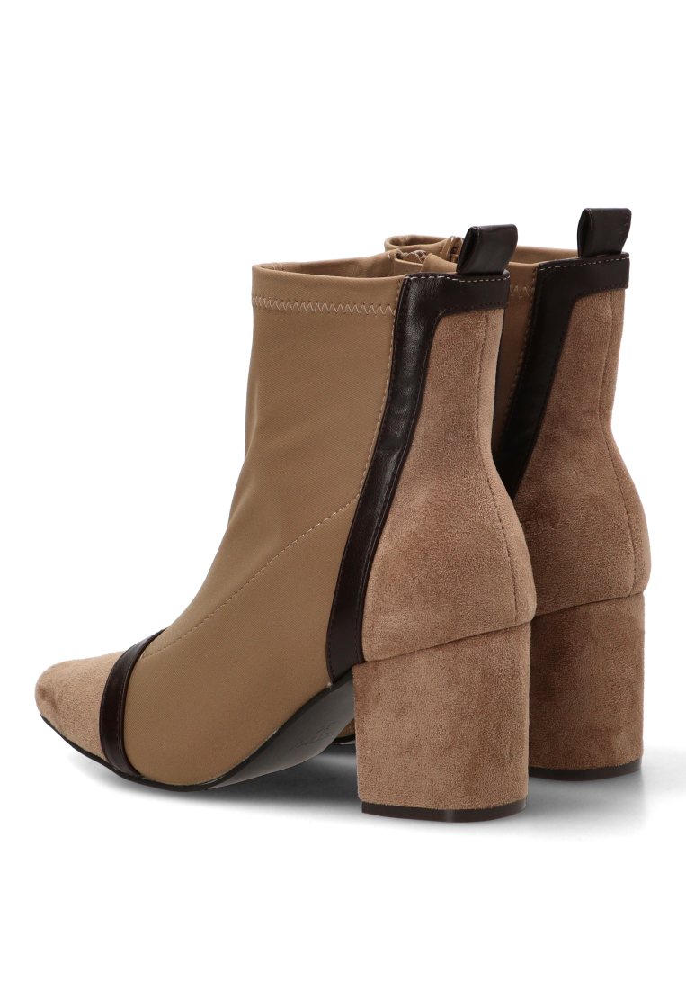 BOTIN ELASTICO TIRAS HANNA 01 32023 ETIKA MUJER TAUPE