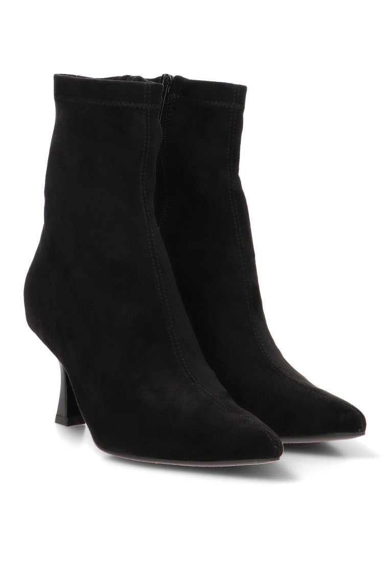 BOTIN ANTELINA VIOLETA 32012 ETIKA MUJER NEGRO