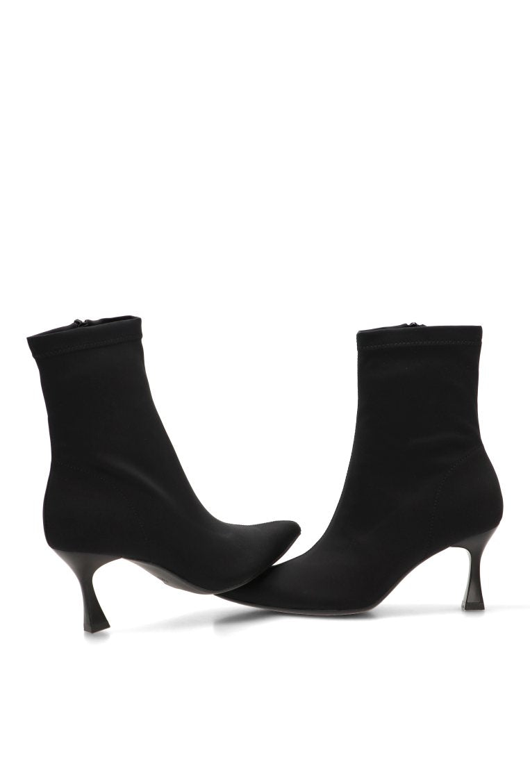 BOTIN ANTELINA VIOLETA 32012 ETIKA MUJER NEGRO