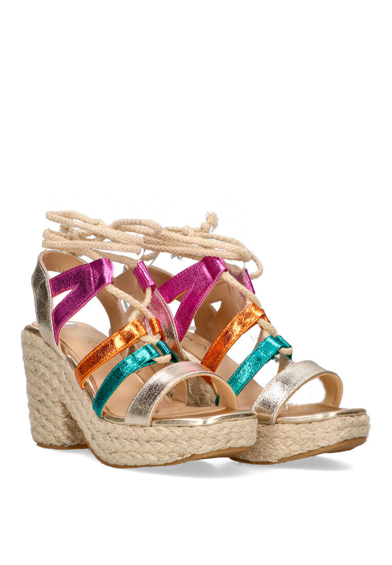 SANDALIA TIRAS BRILLO ETIKA 30001 LAS DORADAS, MUJER MULTI COLOR