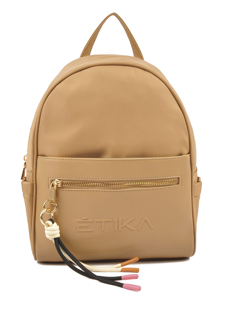 MOCHILA CASUAL ETIKA B30128 VARADERO 04, EN CAMEL