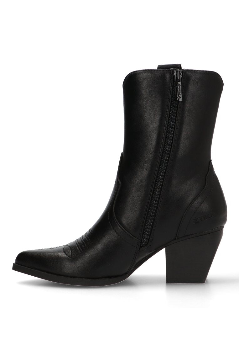 BOTIN CAMPERO ASA TINI 110544 ETIKA, MUJER NEGRO