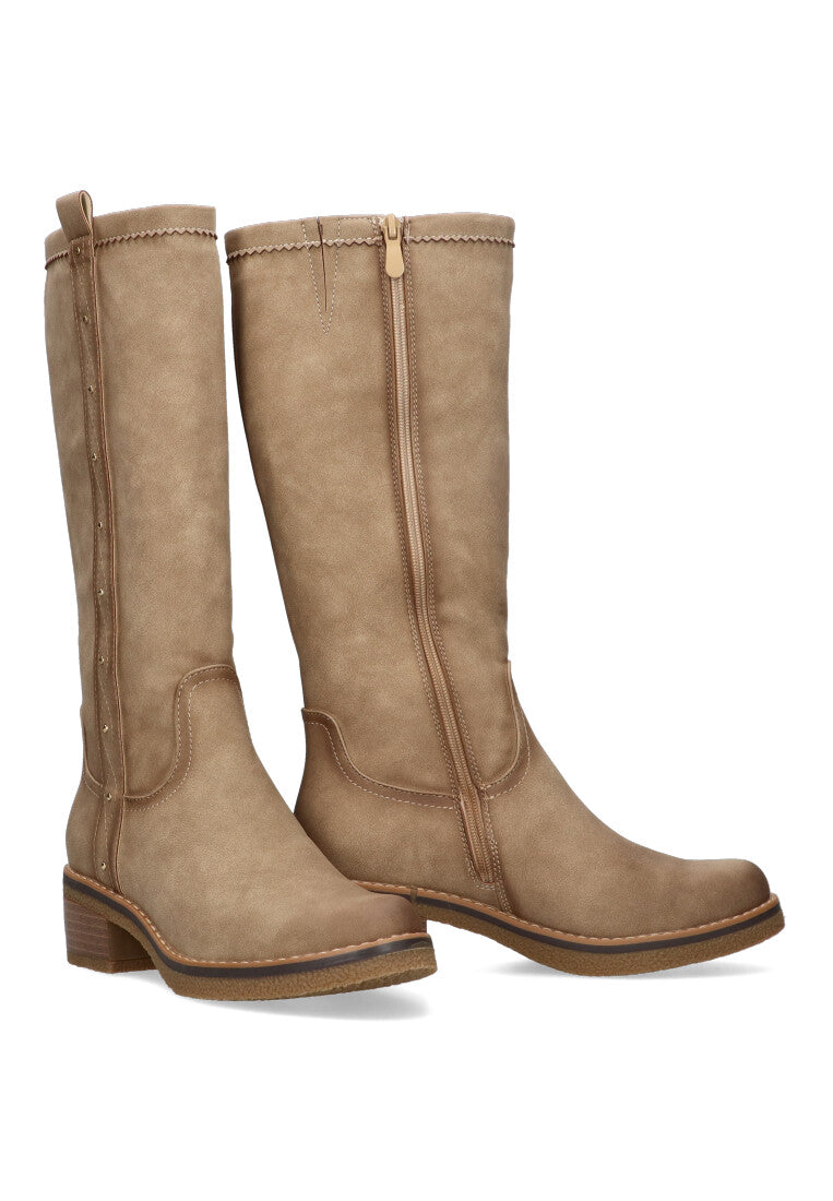 BOTA TACHUELAS LYON 04 BEIGE MUJER CAyA ALTA