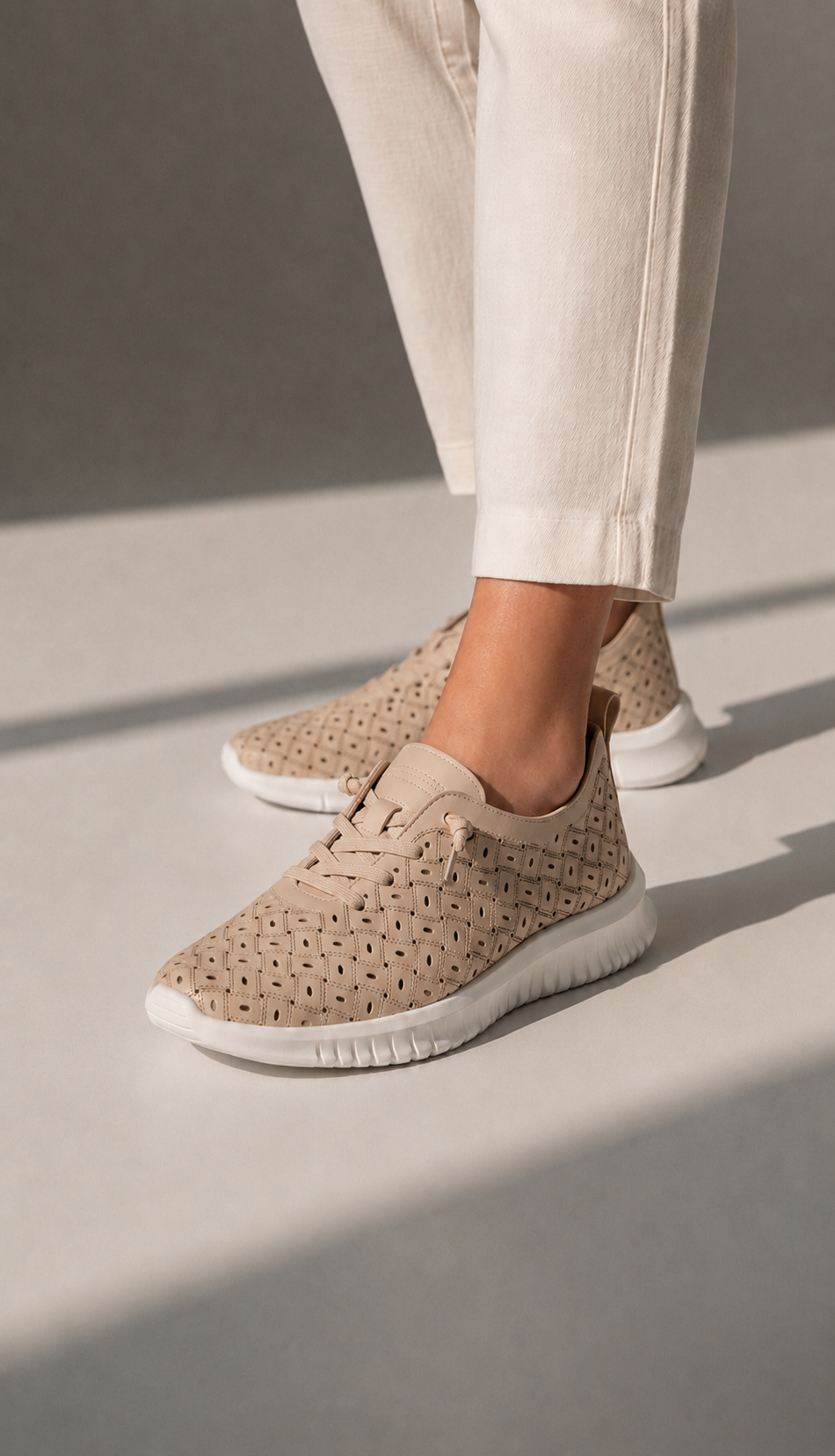 DEPORTIVA CONFORT FALESIA 68001, ARMONY MUJER, BEIGE