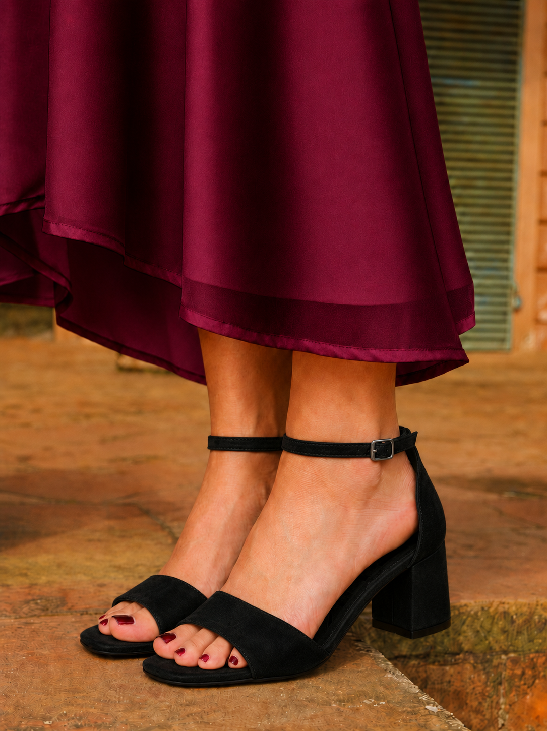 SANDALIA FIESTA ETIKA 90007 TIRANT, MUJER NEGRO