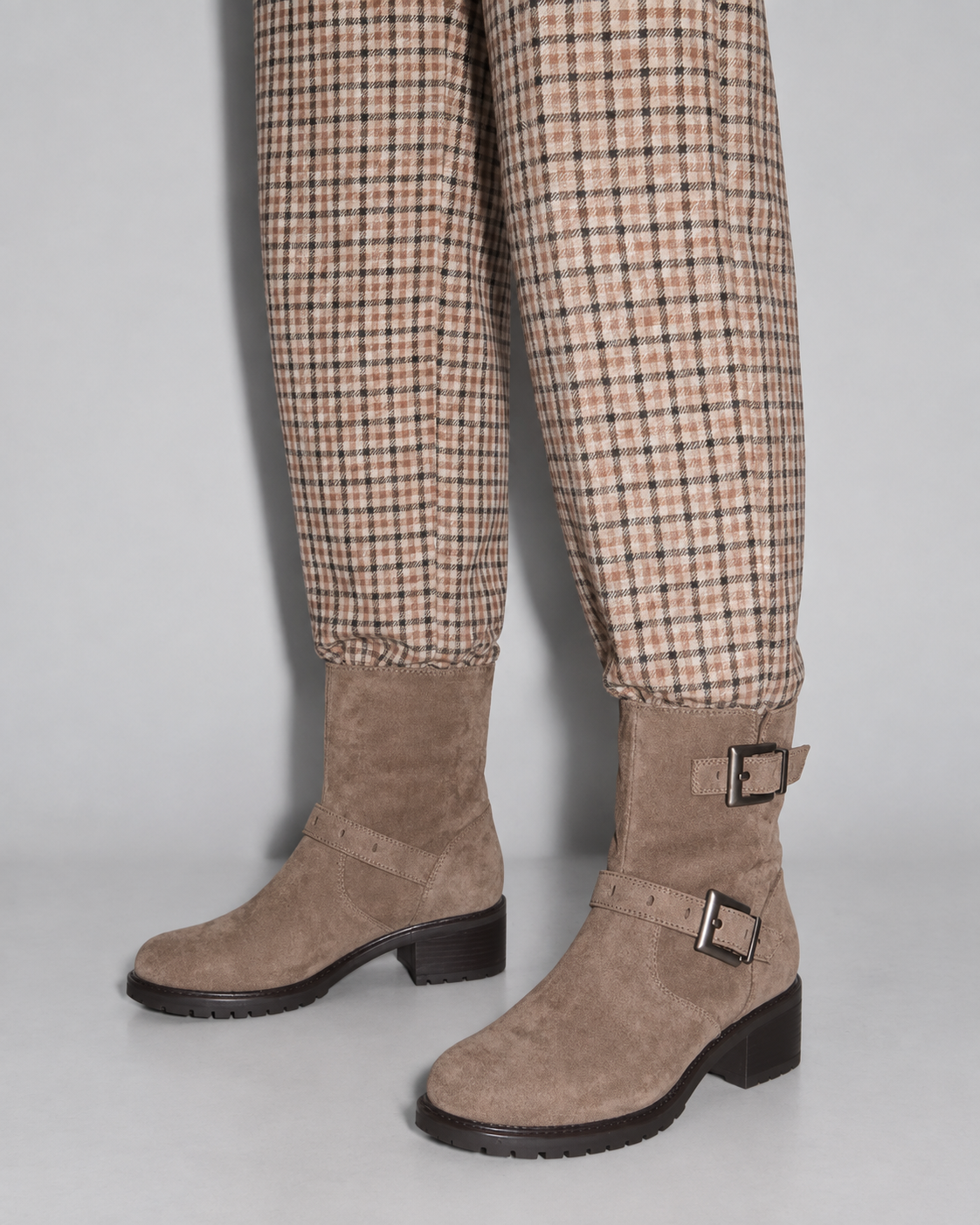 BOTIN DOBLE HEBILLA WATFORD 11050, ETIKA, MUJER, TAUPE